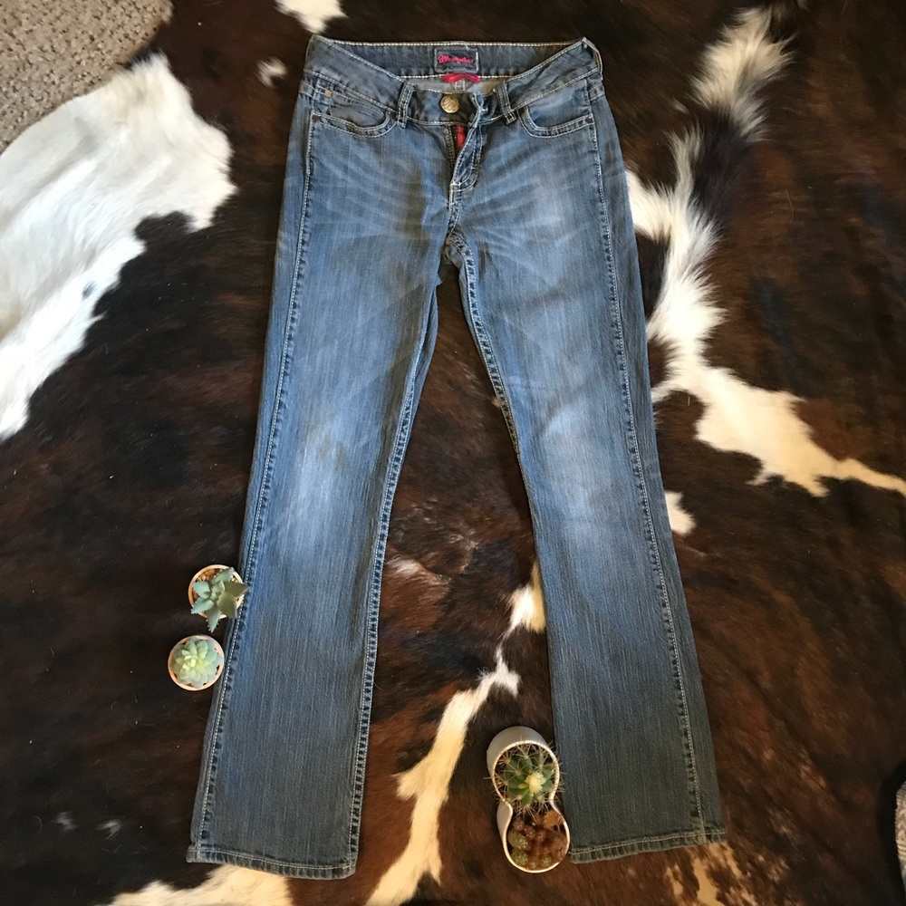 Women’s Wrangler Jeans Size 3/4 and 34 Inch Inseam